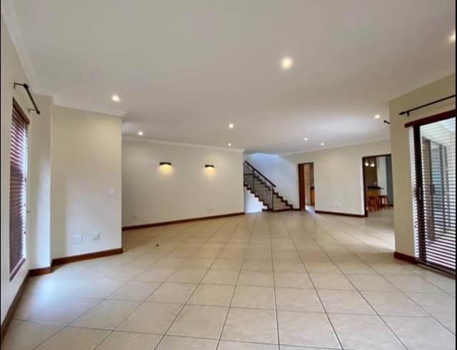 4 BEDROOM HOUSE FOR SALE IN MEYERSDAL